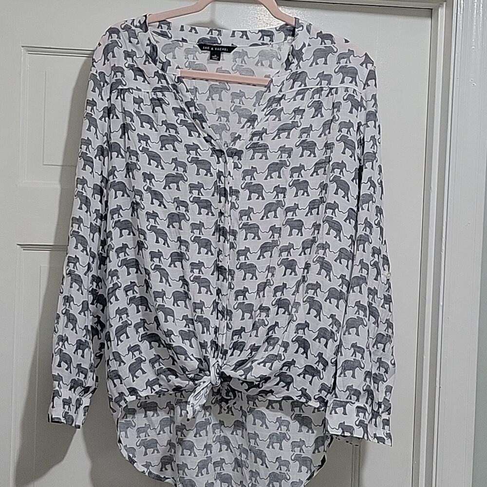 Zac & Rachel Gray Elephant Print Tie-Front Button Down Blouse Oversized S, Beach